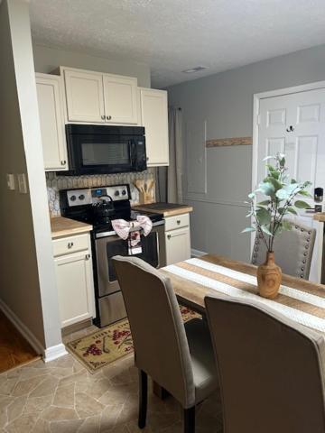 Serene Retreat! 420 Friendly In Designated Area, 3 Minutes To Downtown Richmond Bagian luar foto