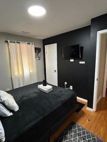 Serene Retreat! 420 Friendly In Designated Area, 3 Minutes To Downtown Richmond Bagian luar foto